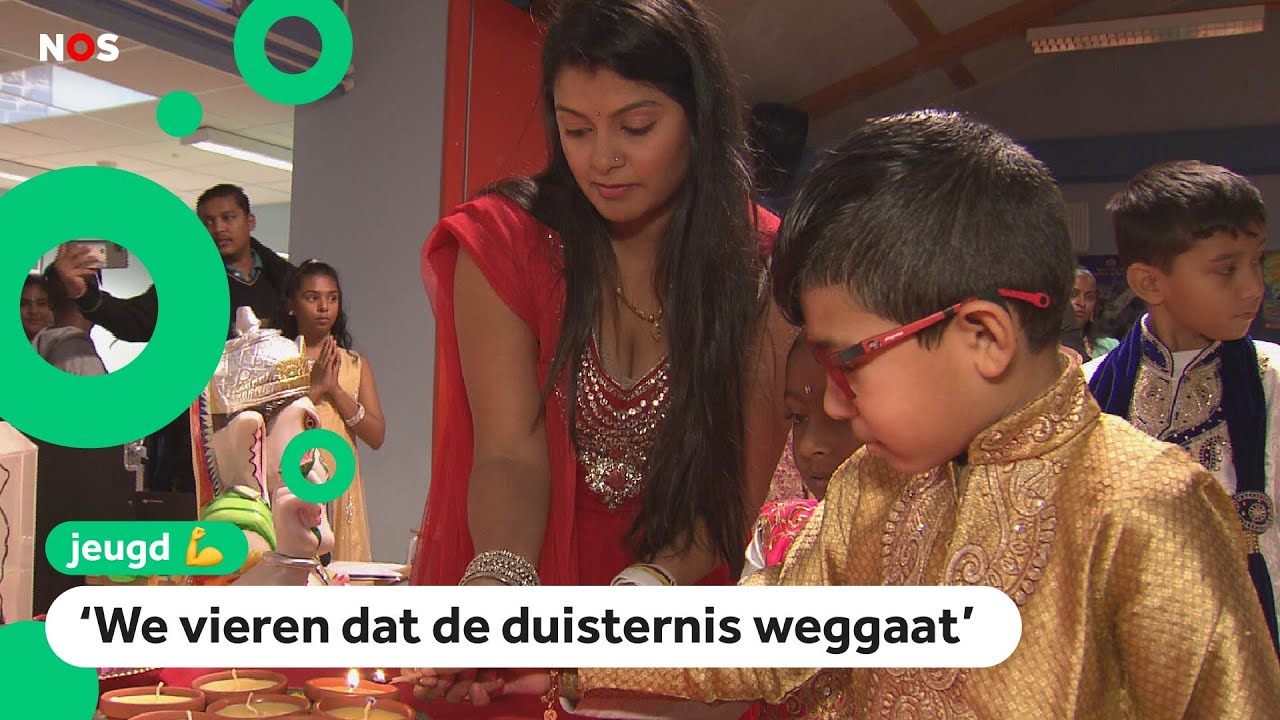 Kinderen vieren lichtjesfeest Divali