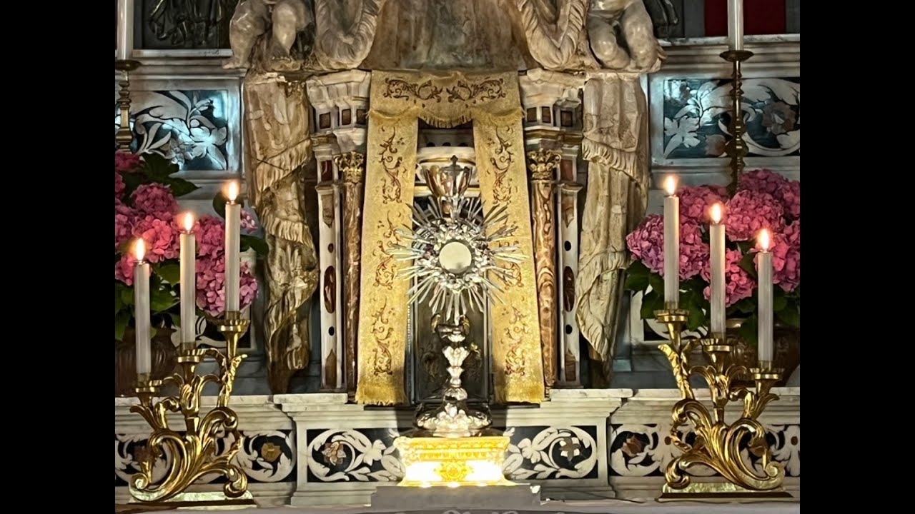 Corpus Domini a Varigotti: S.Messa e processione nel Borgo Vecchio