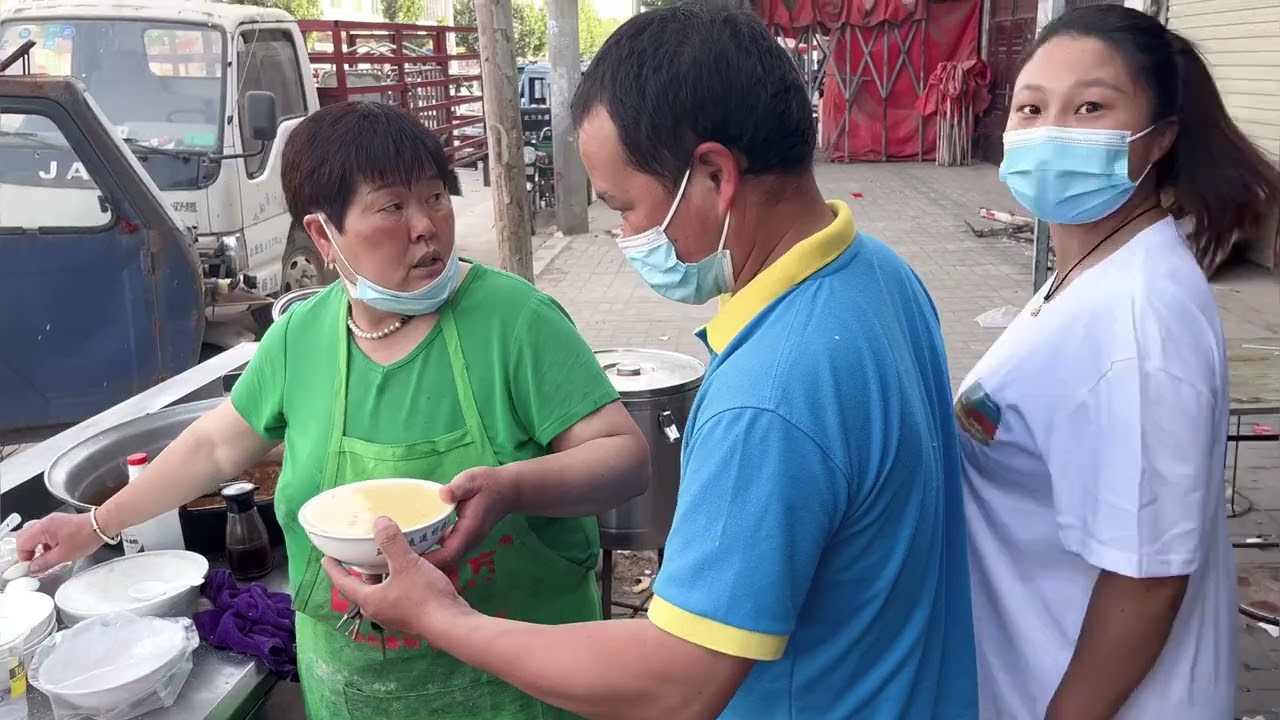 巍巍孕期24周体重是直线下降，早上赖床不吃早饭，引得老公很不满