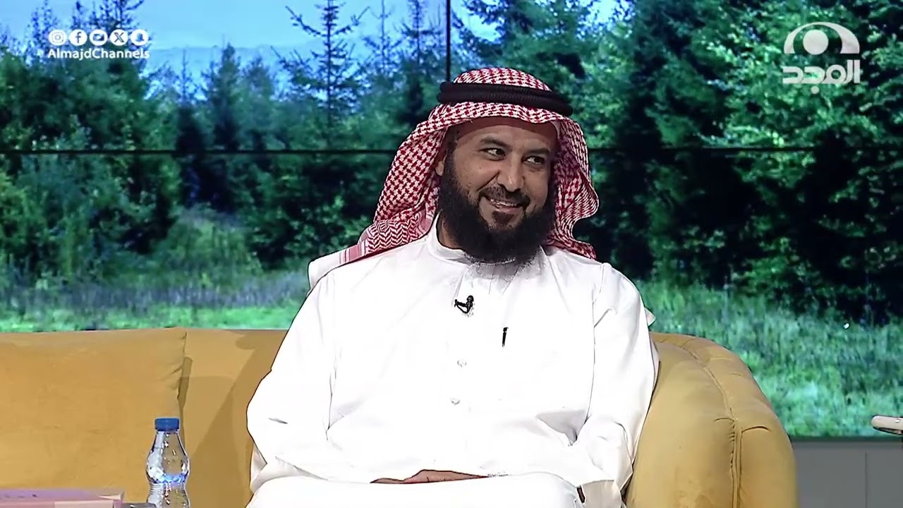 أبو سند يشاركنا بداياته في القراءة وكيف تم التخلص من مكتبة والده بدون علمه!