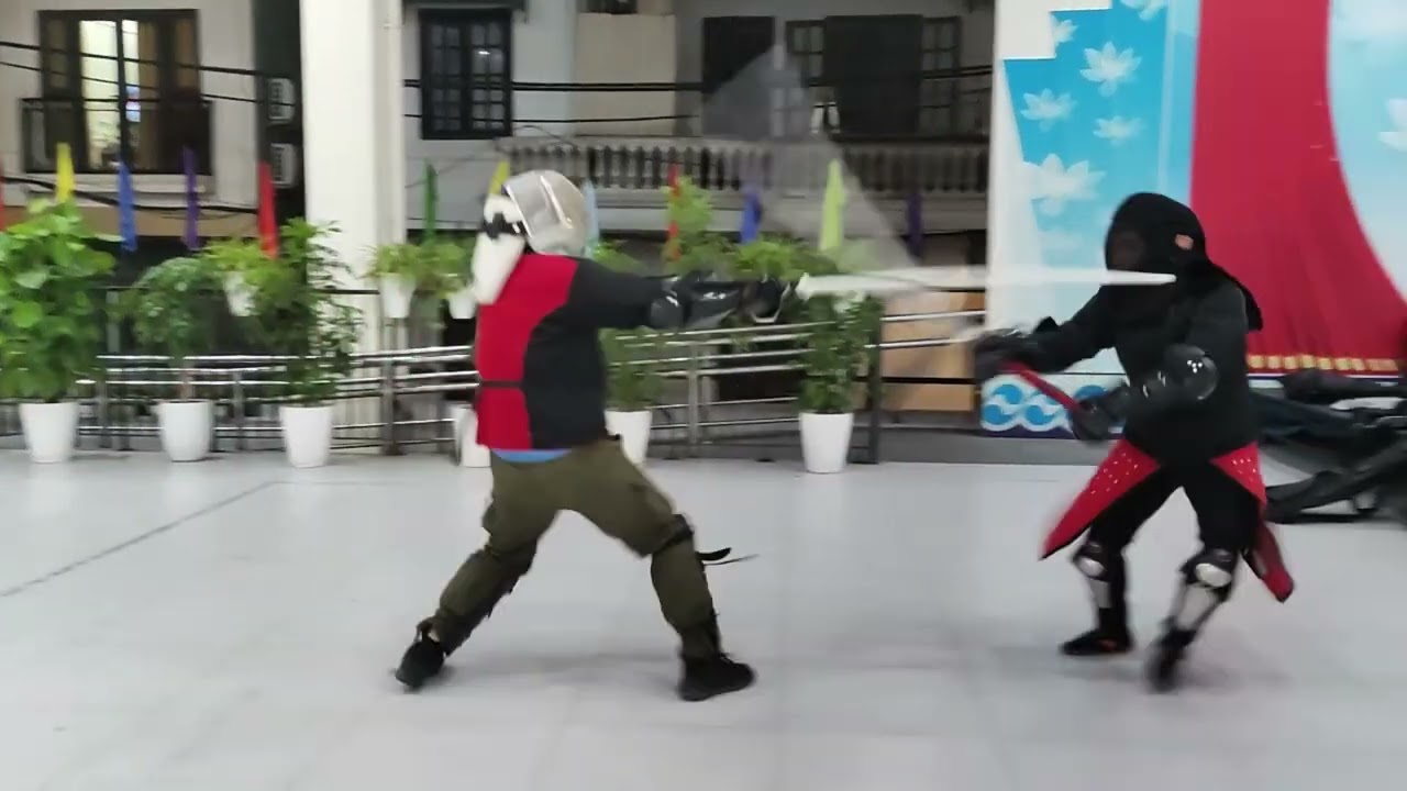 Chinese Long Saber/Nodachi vs Chinese Longsword