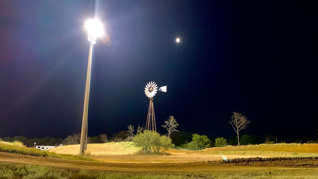 The Best Night Track in Texas? Murphy’s MX || Texas Motocross