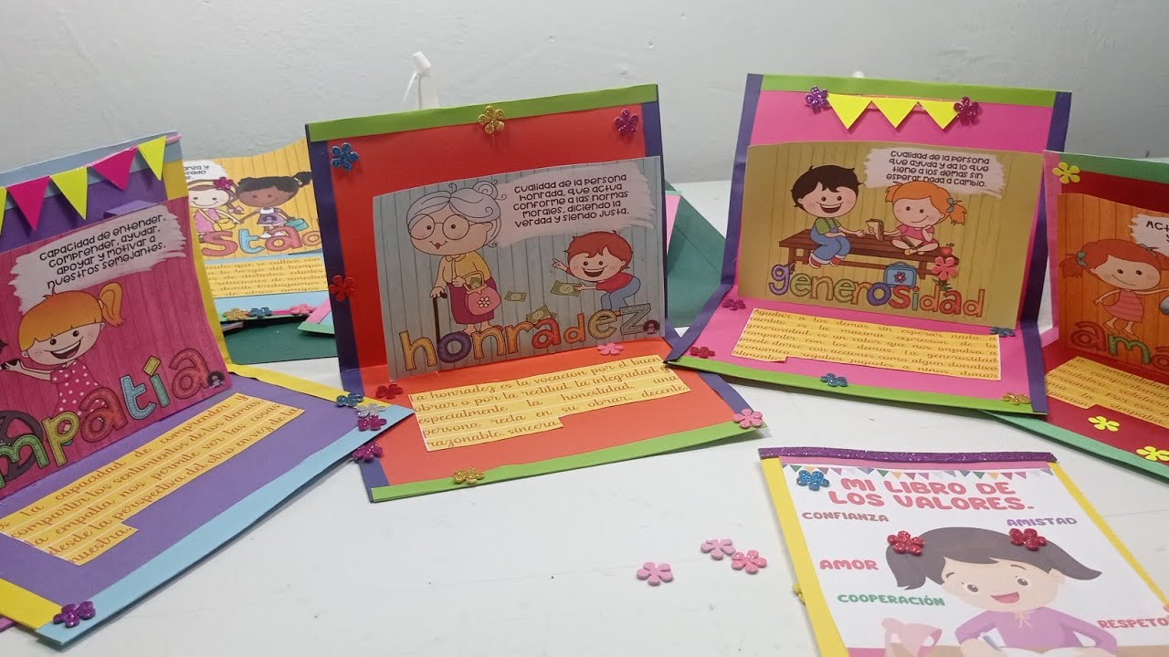 COMO HACER UN LIBRO POP UP O 3D/ LIBRO DE LOS VALORES HECHO A MANO 🌼