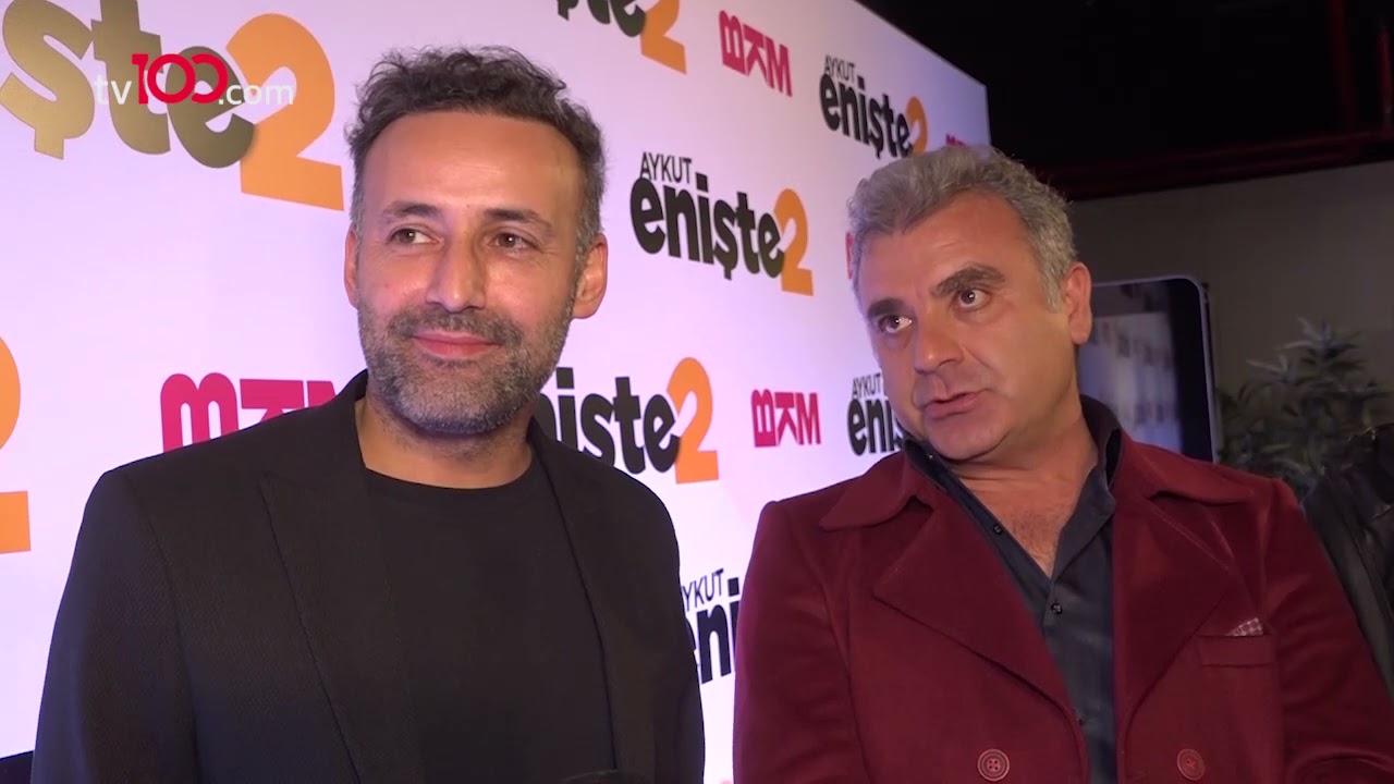 Güldür Güldür Show'un oyuncuları Mahir İpek, Aziz Aslan ve Berkay Tulumbacı'dan arkadaşlarına destek