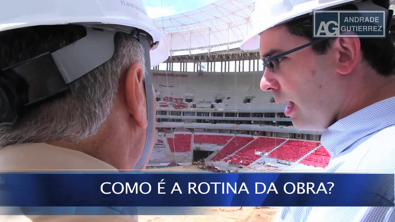Andrade Gutierrez -- Mané Garrincha - Construtores da Copa / Roberto de Castro