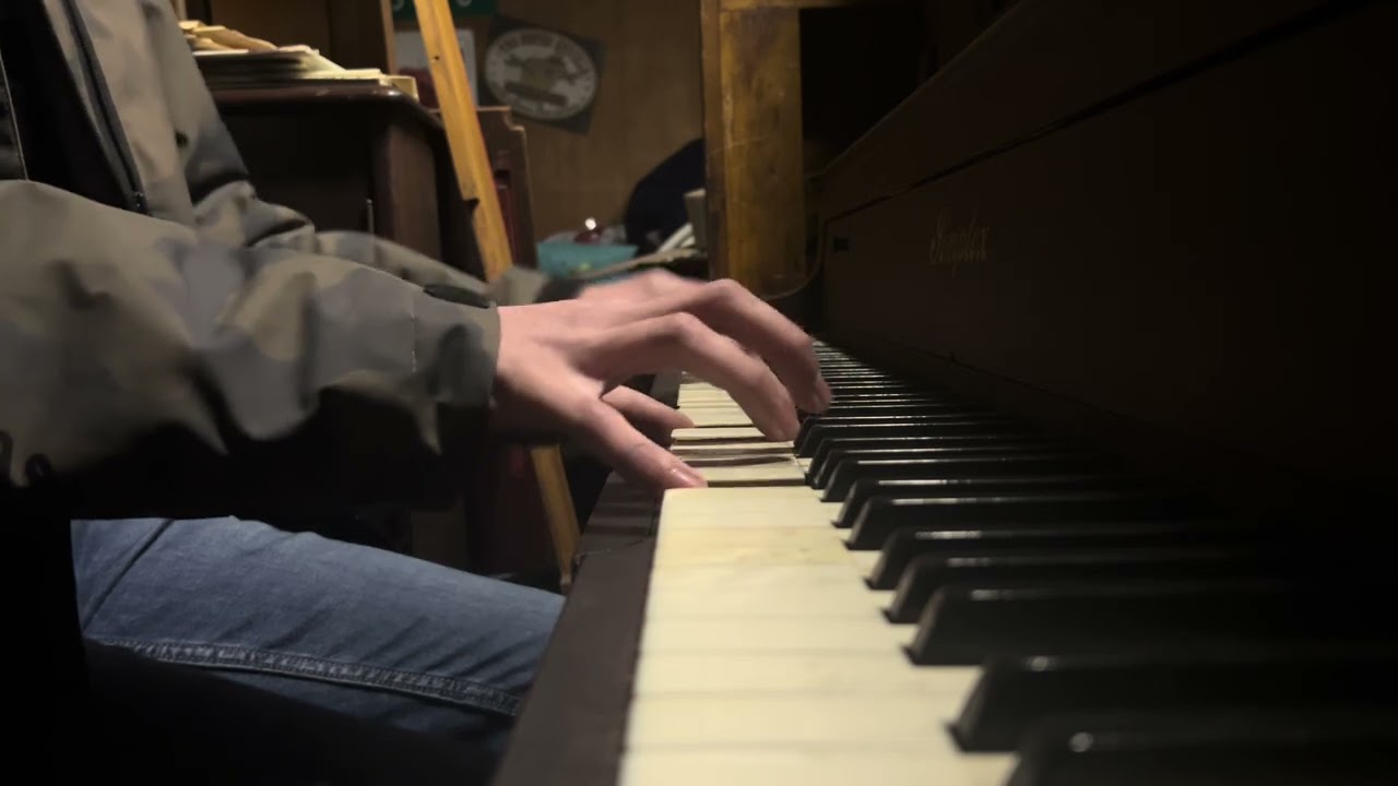 Weeping Willow Rag on a PERFECTLY Out Of Tune Piano