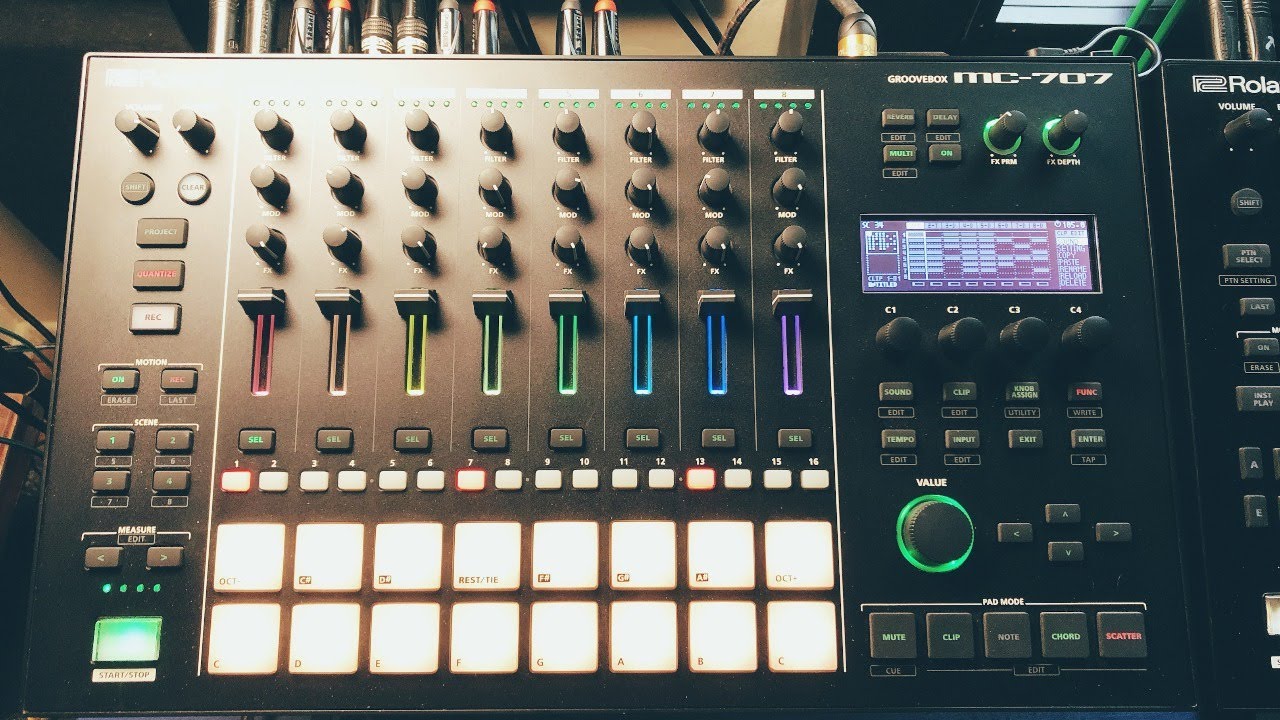 [LIVESTREAM] Making music with the Roland MC707 and Chill!