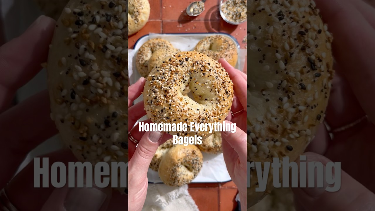 Homemade Everything Bagels #recipe #bagels #bakingrecipes