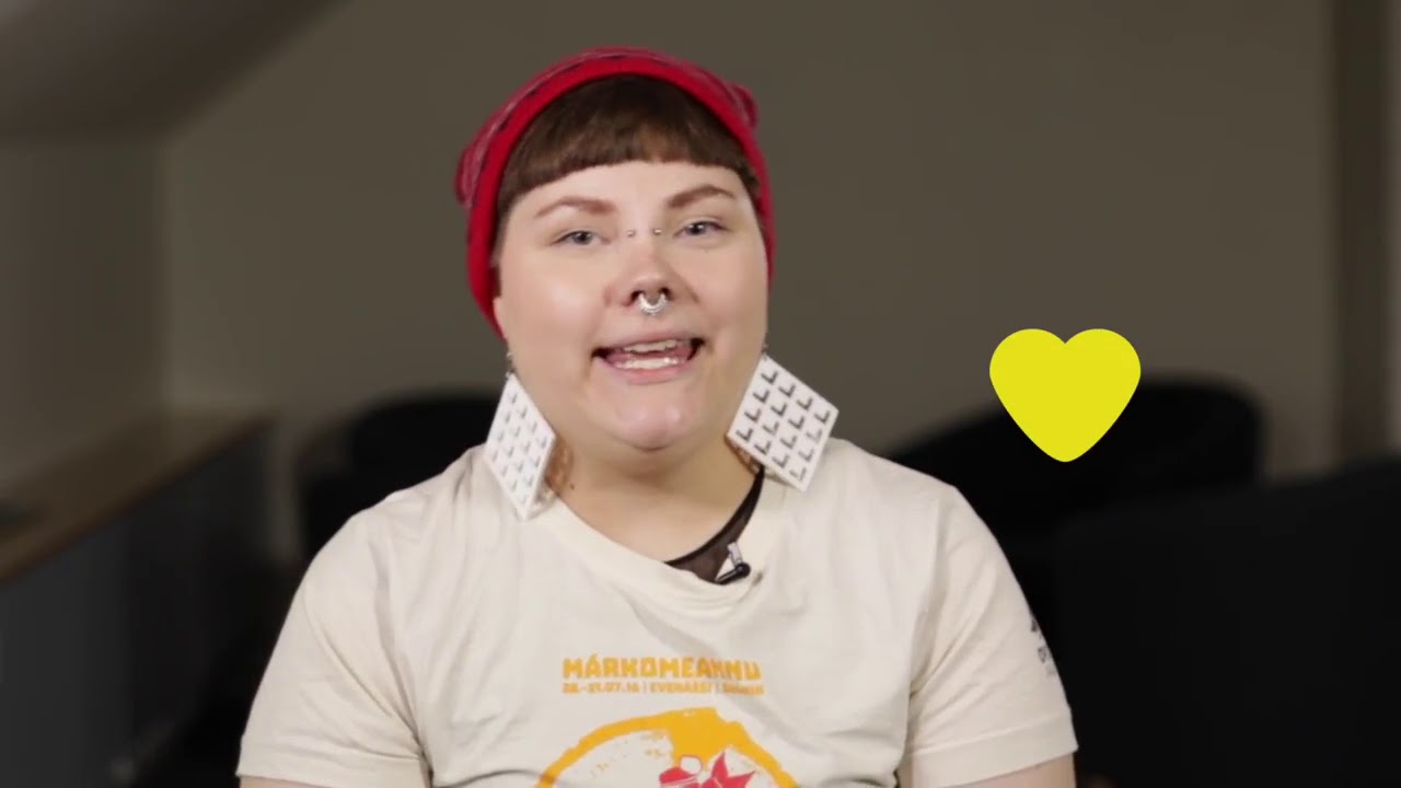 Merethe om sitt hj&auml;rtespr&aring;k nordsamiska (davvis&aacute;megiella) &ndash; textad p&aring; svenska