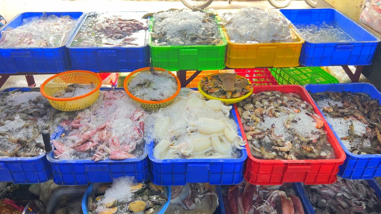 Phnom Penh Thom Thim Market Tour | Best Seafood, Delicious Food & Fresh Fruits in Cambodia
