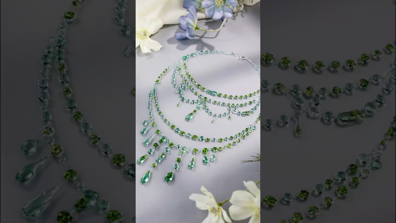 💚 A necklace that looks just like real jade &mdash; but it&rsquo;s completely handmade with UV resin!