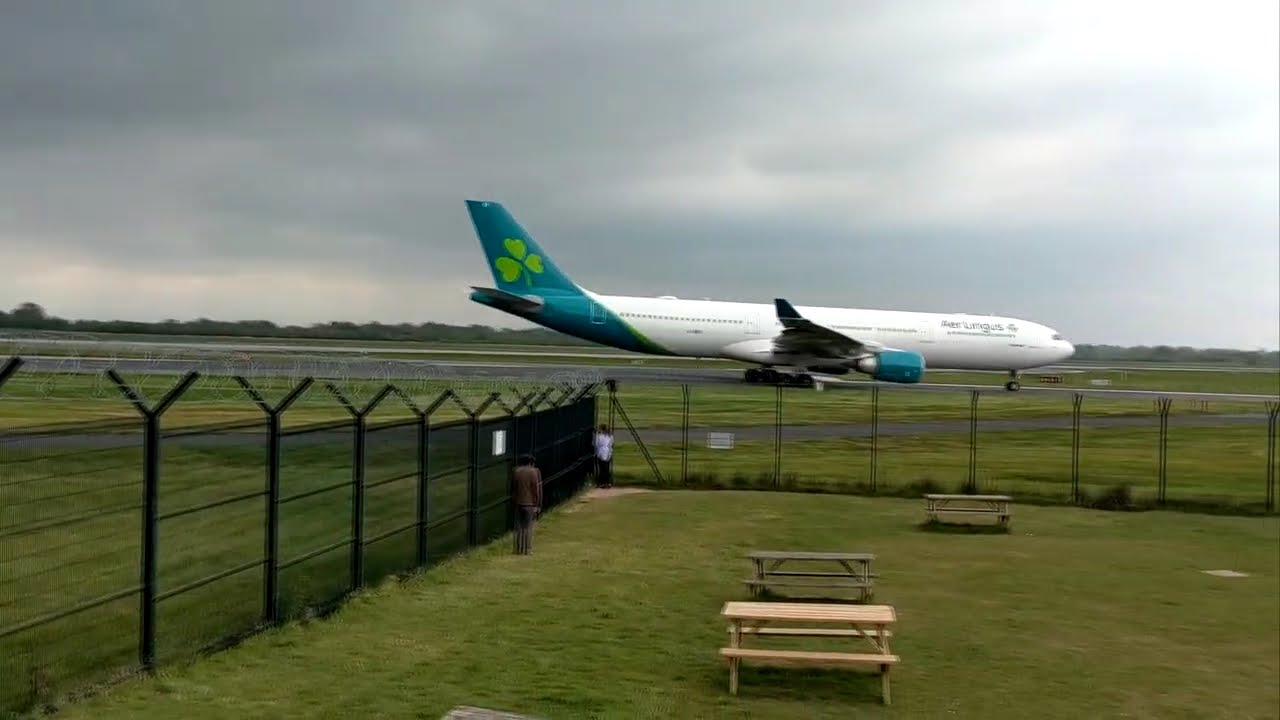 Plane spotting at Manchester Airport