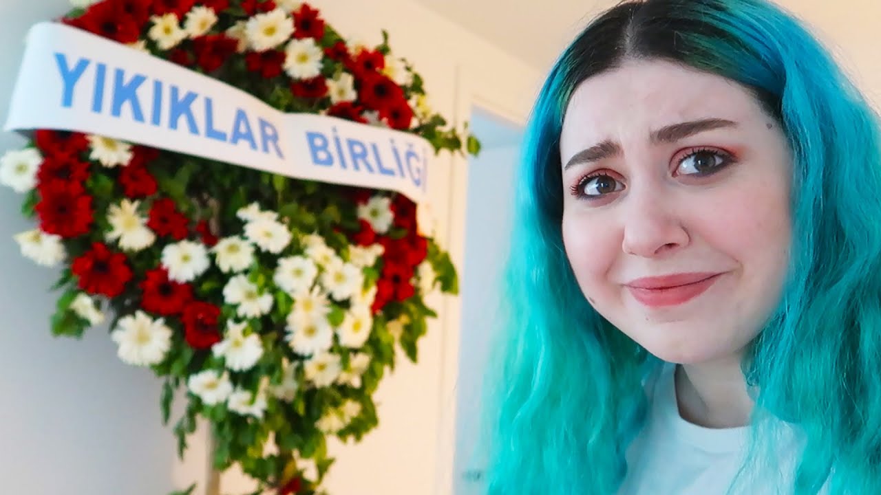 EVİME ÇELENK GELDİ ! 😳  Baya cenaze çelengi 😬 Şok Oldum !