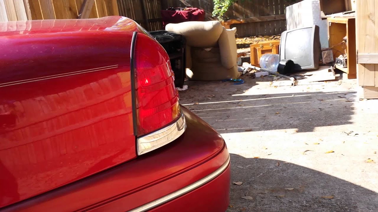98 ford crown victoria p74