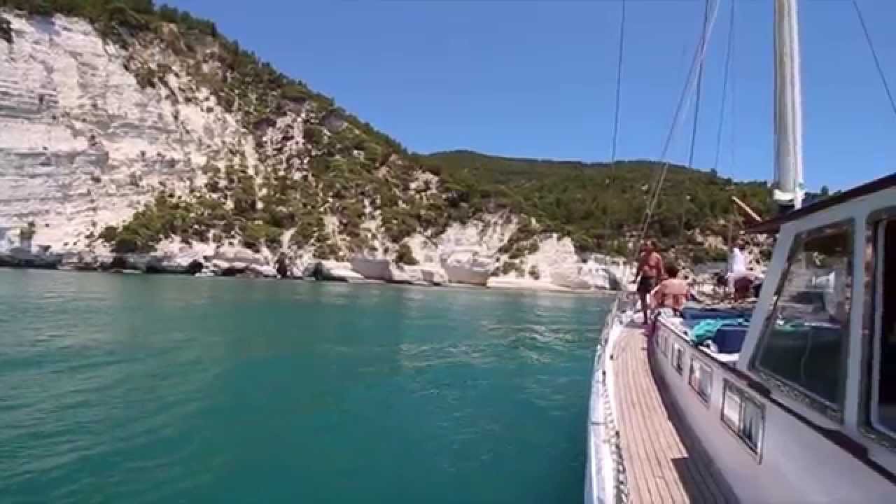 Navigando in Caicco Sans Souci Vieste (Official Video)