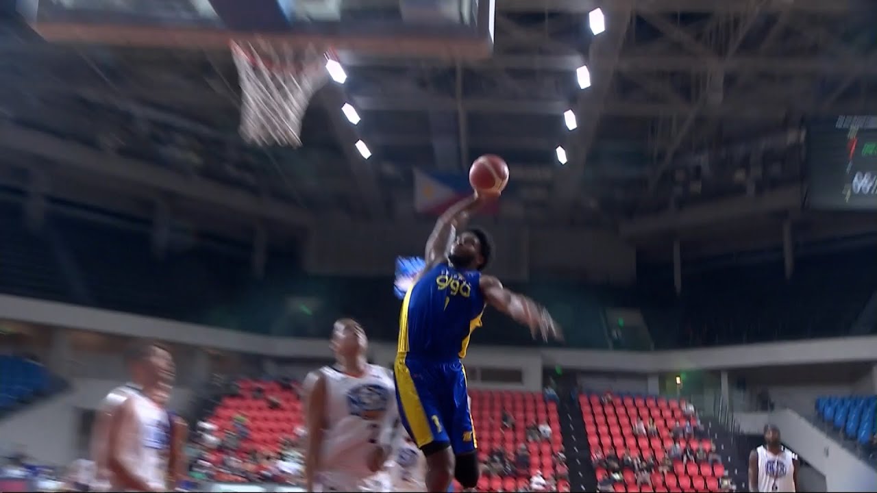 Cameron Oliver dunk-fest in the first half | Honda S47 PBA Commissioner's Cup 2022