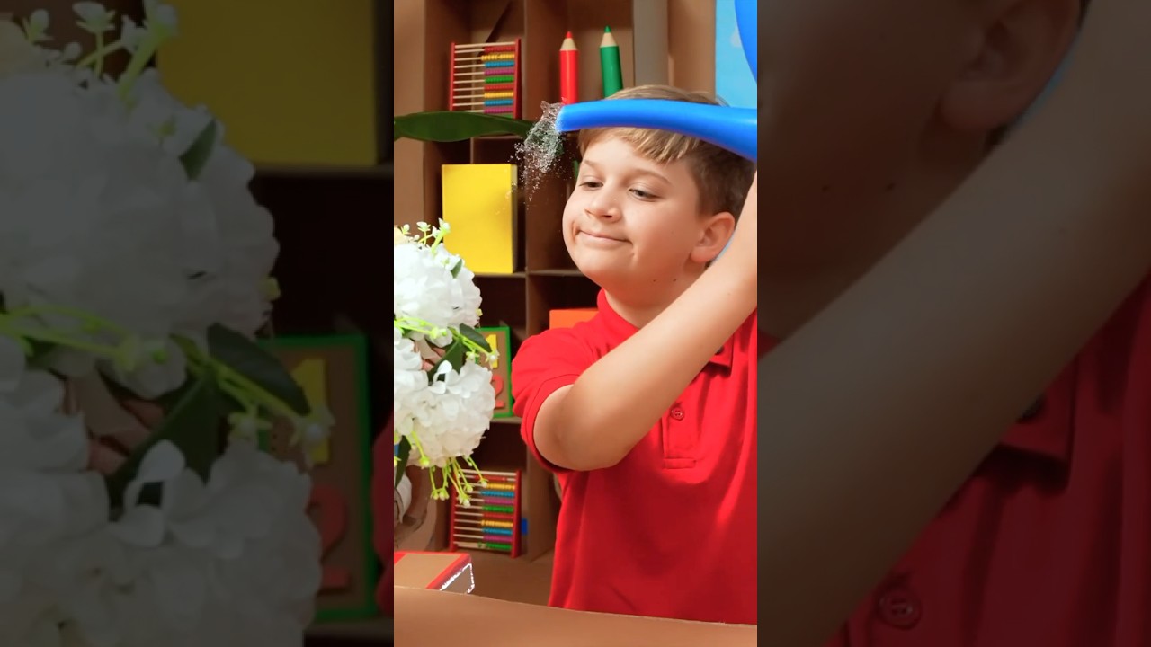 Cardboard SCHOOL Adventure for kids