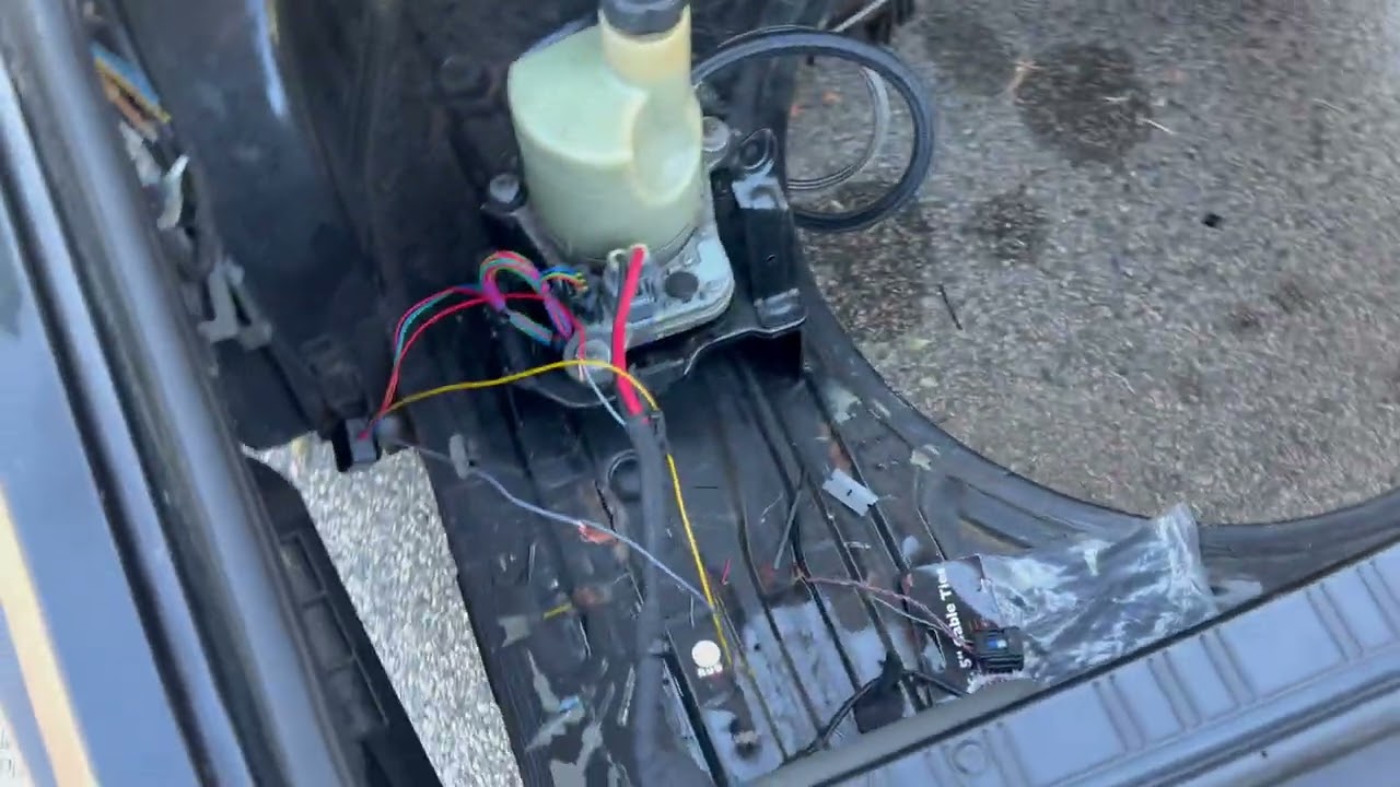 Volvo Power Steering Pump Controller