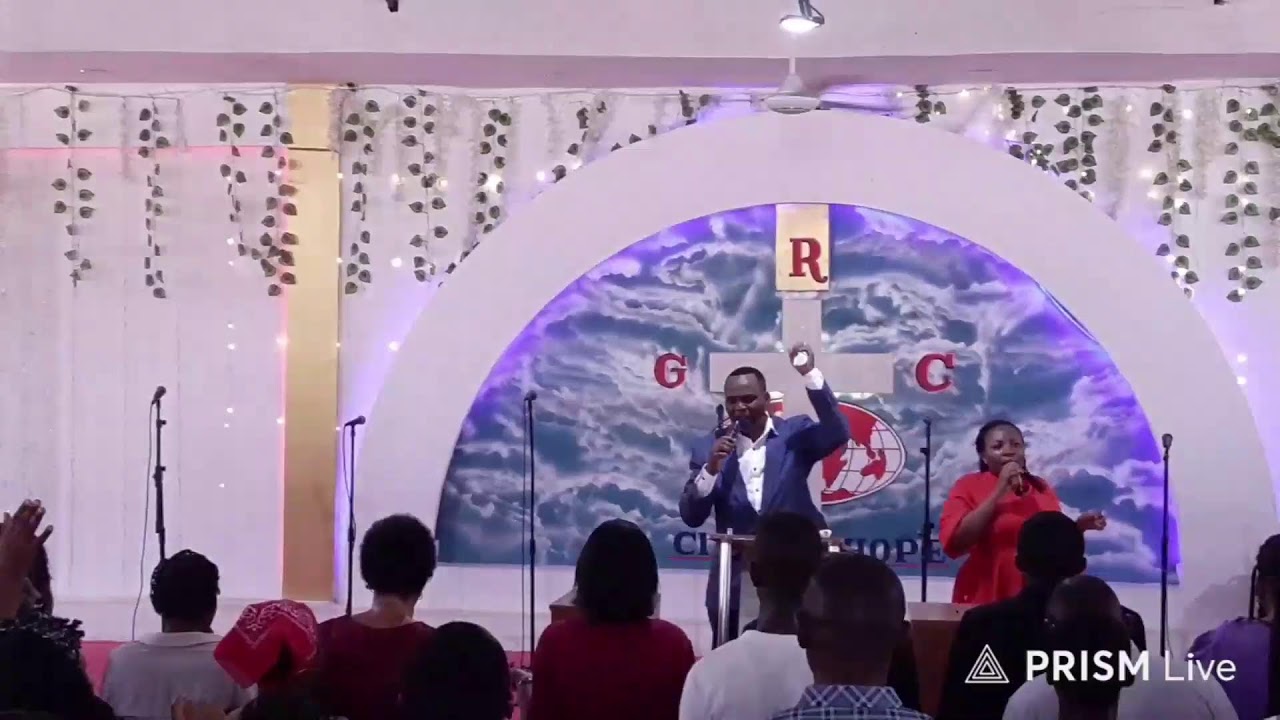 NI MAOMBI GANI TUNAPASWA KUOMBA ILI KUSHINDA ROHO YA UMASKINI NA KUNG'ANG'ANA?