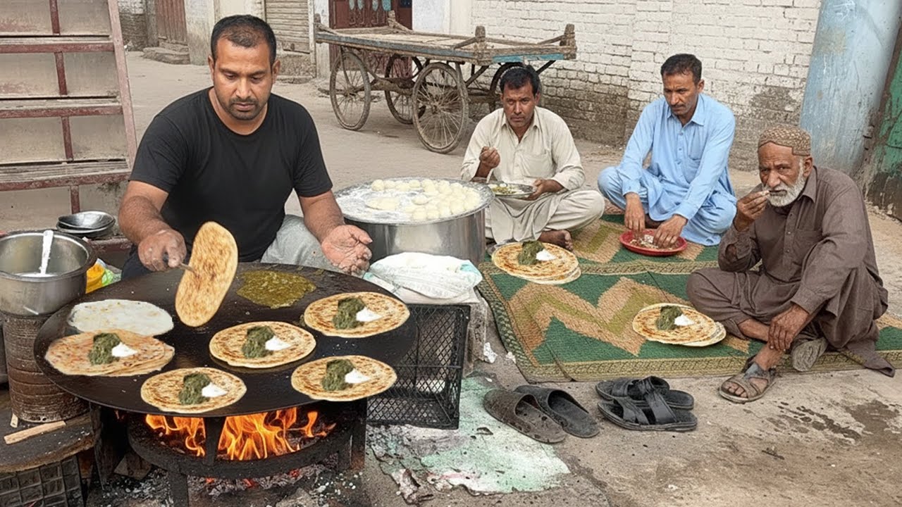 70/- Rs WINTER SPECIAL DESI PUNJABI BREAKFAST | ALOO PARATHA WITH SAAG AND MAKHAN
