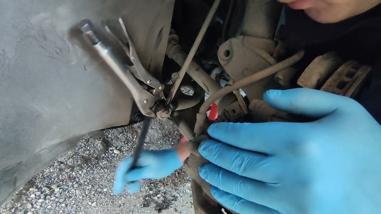 How to Replace VW Passat B6 Anti Roll Bar link.