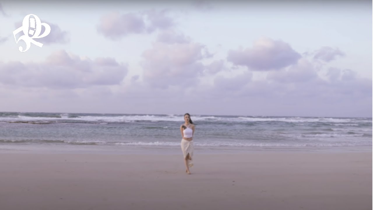 CAMO - Runners [Official Visualizer]