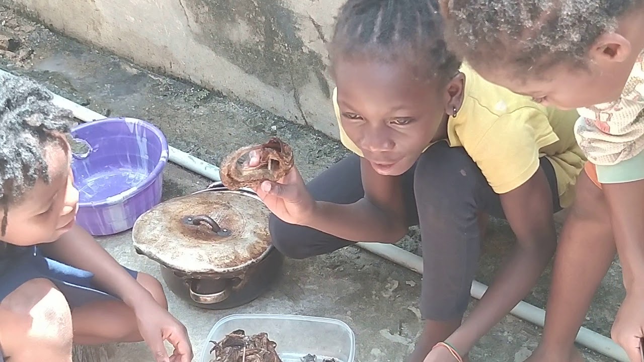 #STAYHOME AND COOK #WITHUS #WITHME The Happy 'African' Kids ( Dream Catchers)