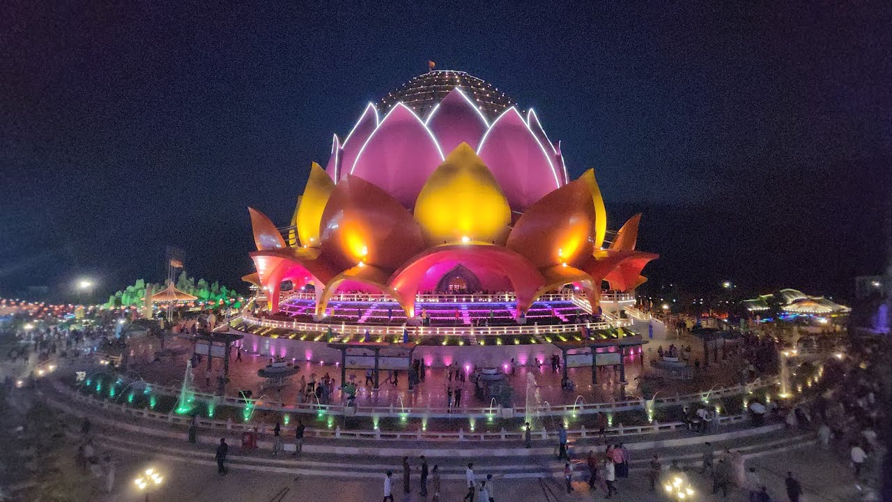 TÂN HUỆ VIÊN Sóc Trăng cũ. Buổi tối lên đèn rất đẹp