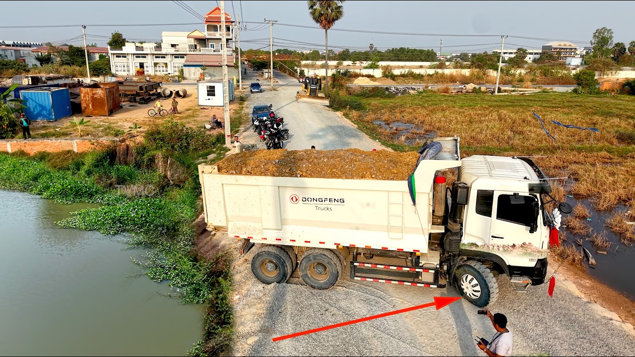 New Initiative & Massive First DONGFENG Trucks Unloading With Cutting Slope, Pushing Stone BY DOZER