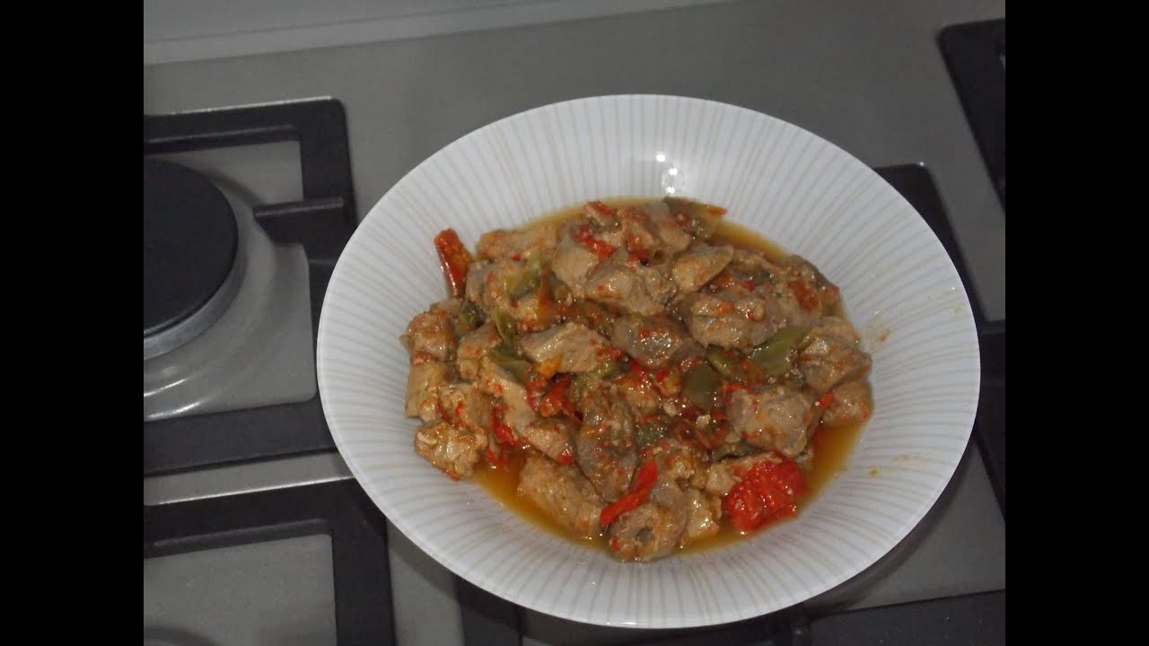SPEZZATINO DI MAIALE AI PEPERONI facile, buono e succulento