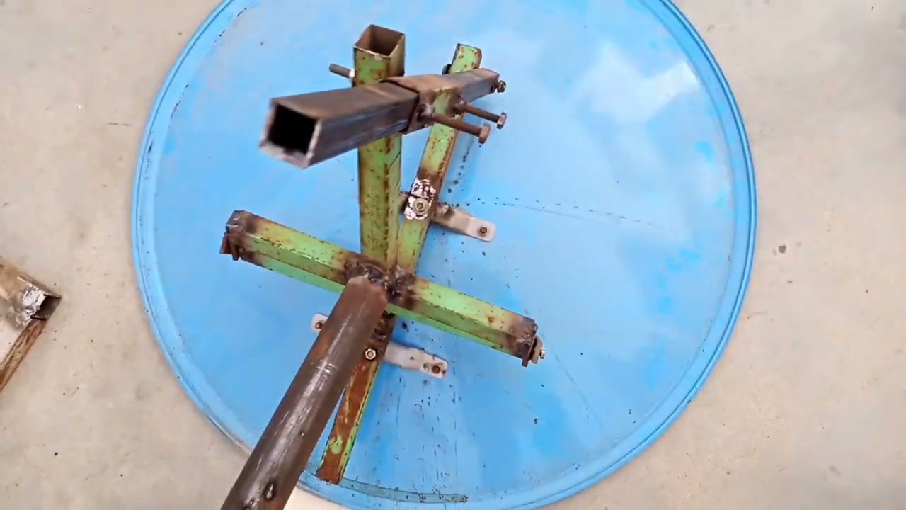 How to make dish antenna at home || 2.5 Fit ki dish😁