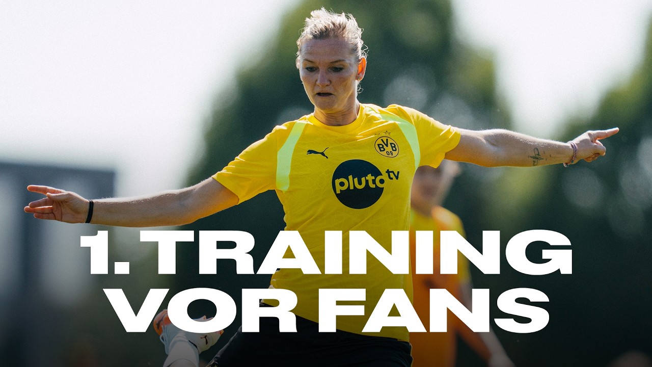 SIE hat sich das 1. Trikot von Alex Popp geschnappt | &Ouml;ffentliches Training der BVB-Frauen