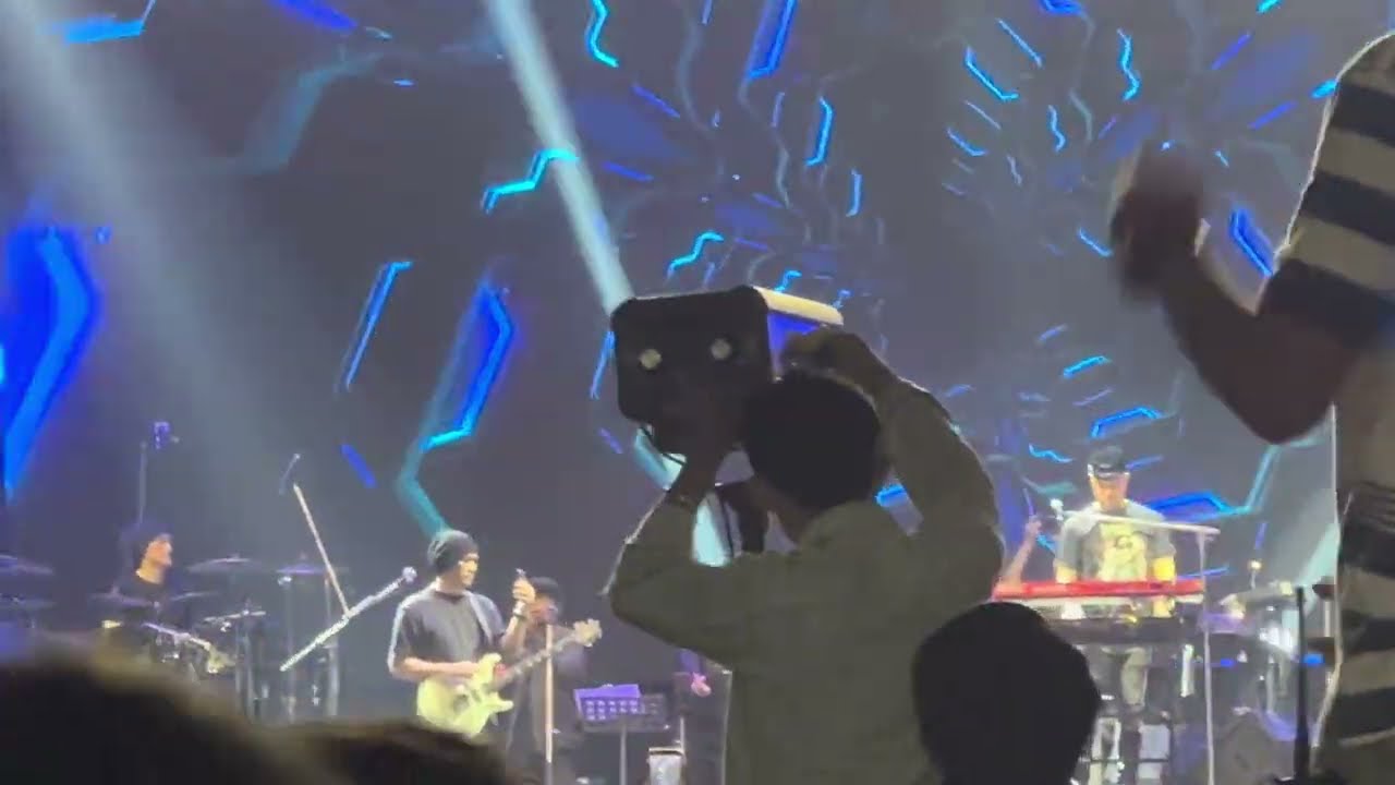 Dewa 19 Live Surabaya