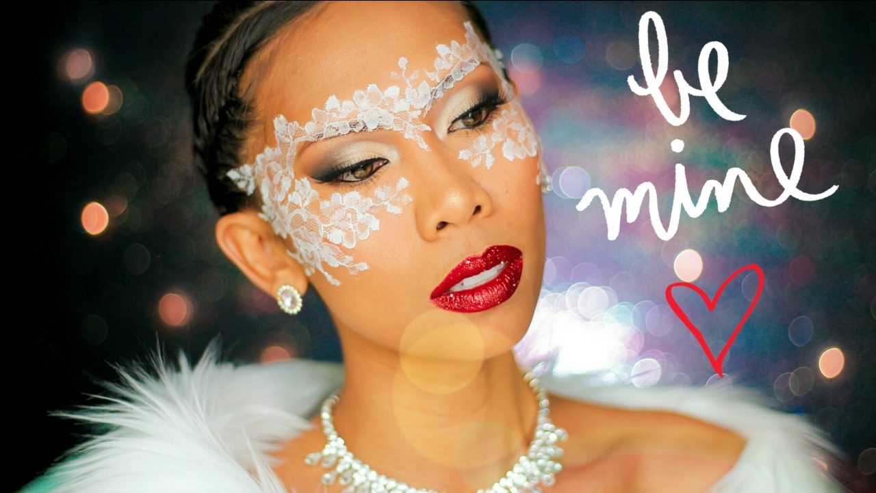 DIY Lace Mask 50 Shades Darker Anastasia Steele Inspired  | AirahMorenaTV