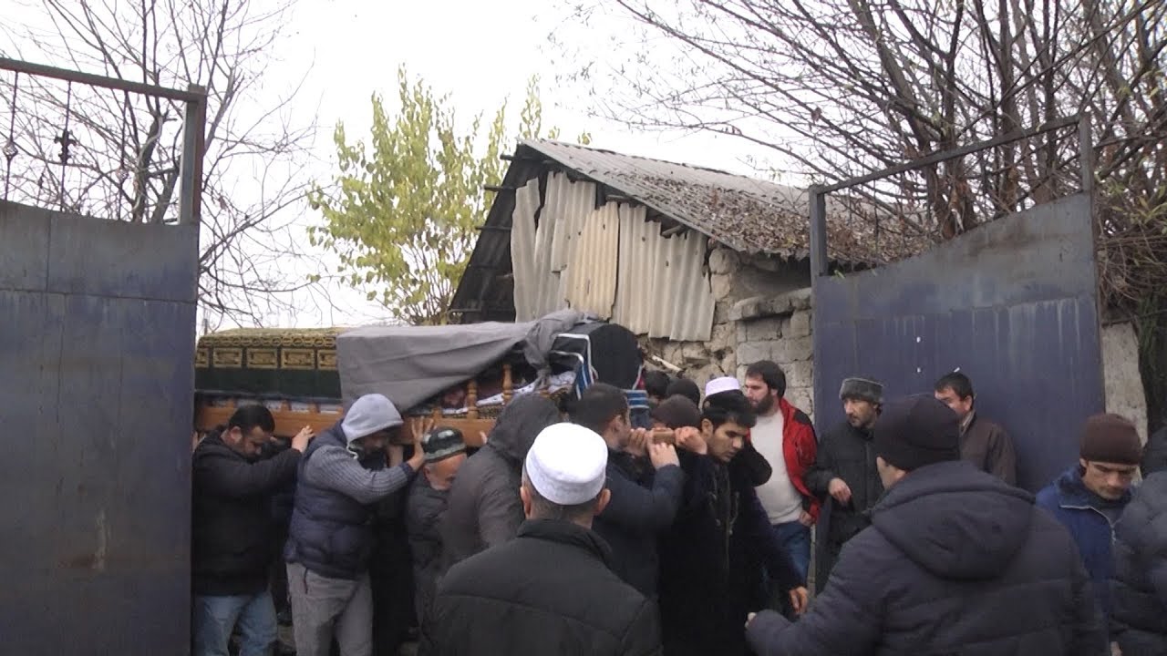 Хешу ақрабо ба марги табиии Илҳомиддин Шоев бовар надоранд
