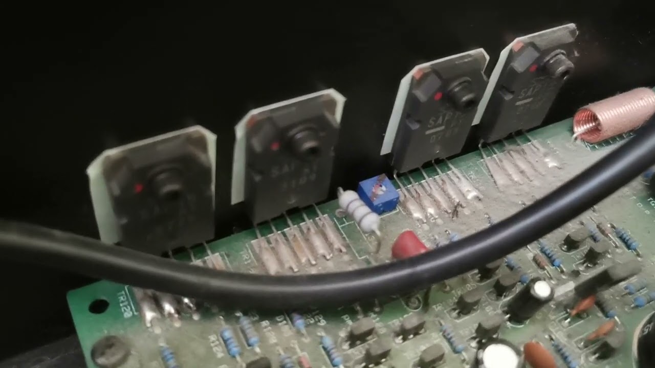 MUSICAL FIDELITY A5 Amp  inside