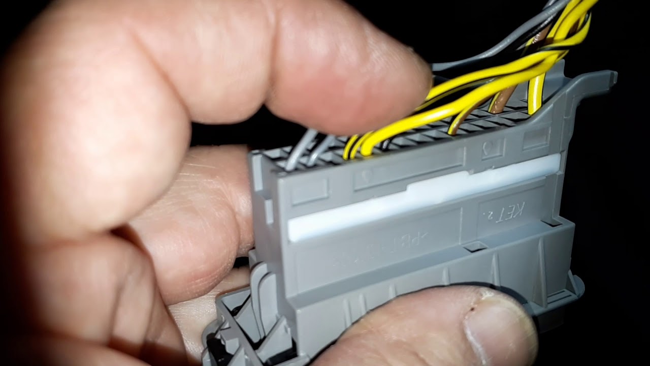 Identificação de fios do som do Onix joy 2018