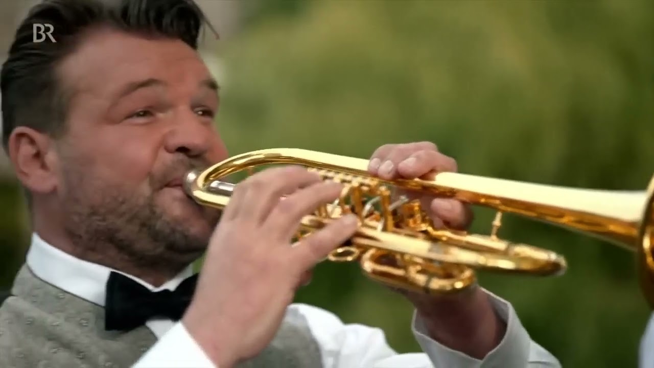 Blechg(l)anz - Silberfäden - Jens Lohmüller ,,Mit Blasmusik durch Bayern'' mit Moderation Georg Ried