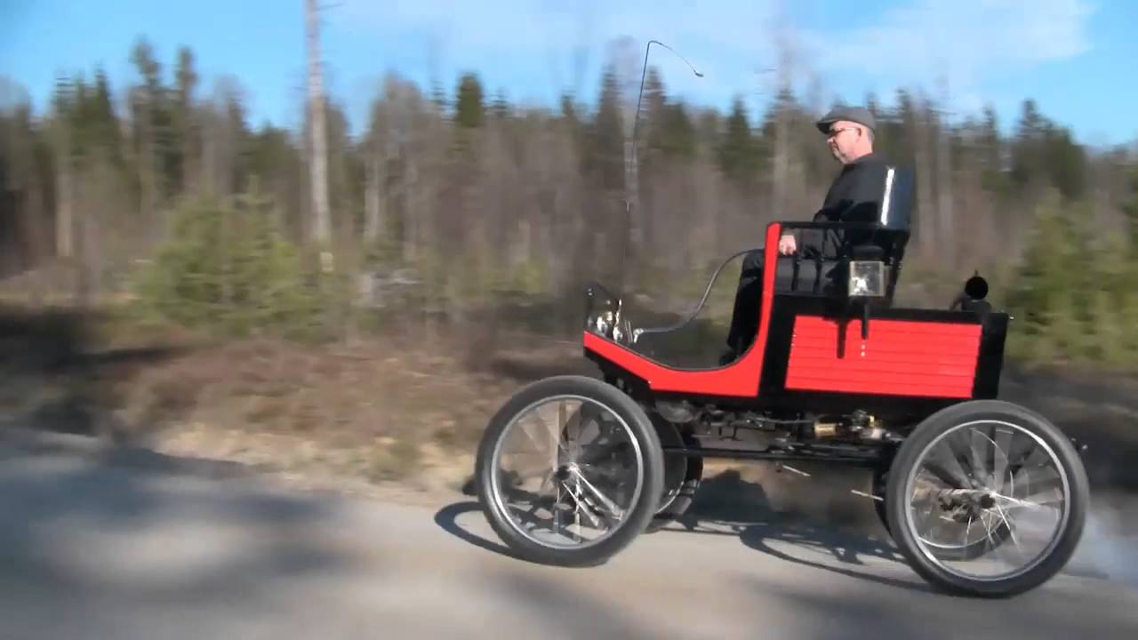 1899 Locomobile Steam Car