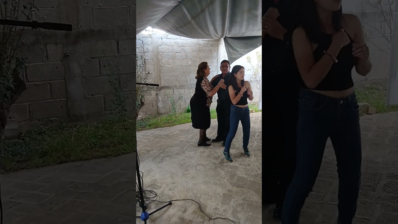 TECLADISTA VERSÁTIL: 