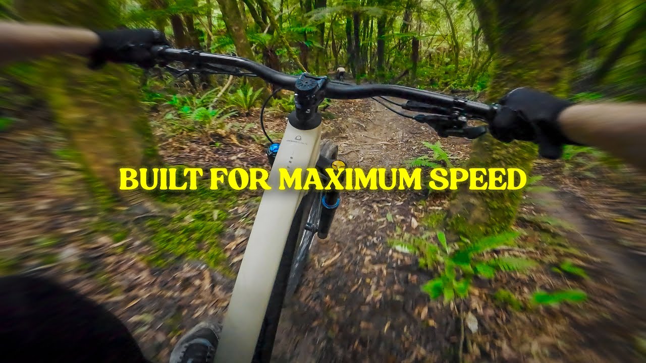 2023 Mondraker Foxy RR! |  An Absolute Rocket Ship Race Bike