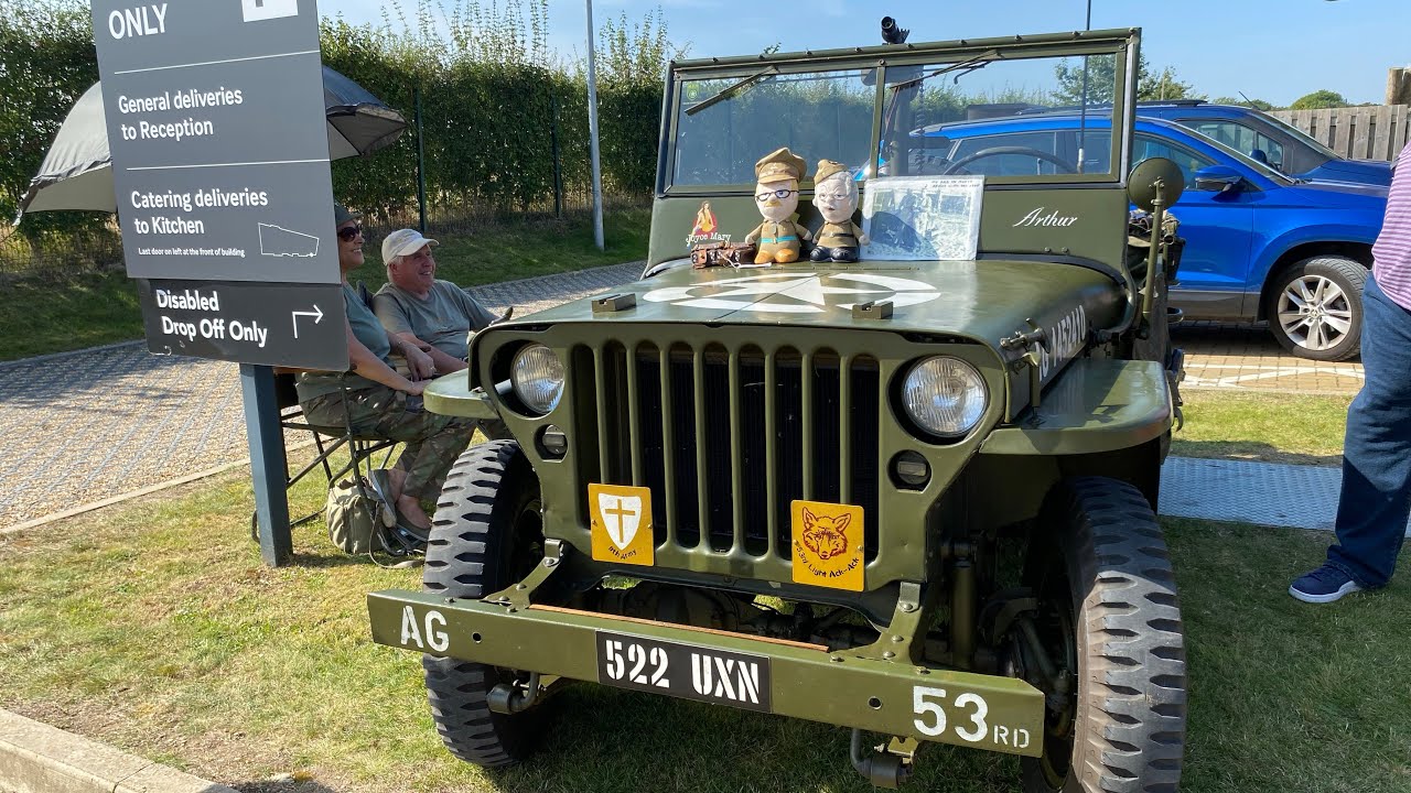WW2 1942 FORD GPW JEEP WITH A GREAT COLLECTION OF ORIGINAL WW2 WEAPONS!