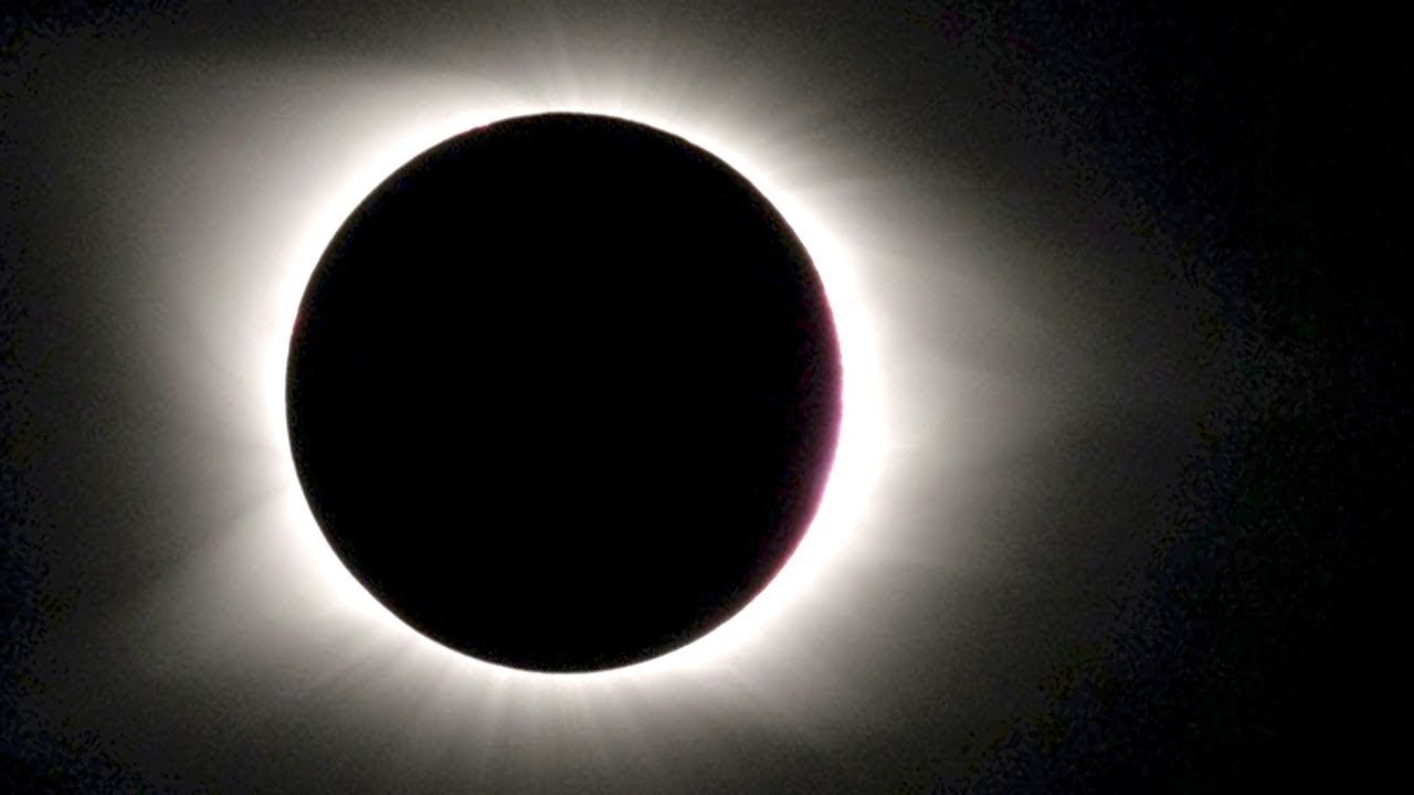 Cómo Grabar un Eclipse Solar Total