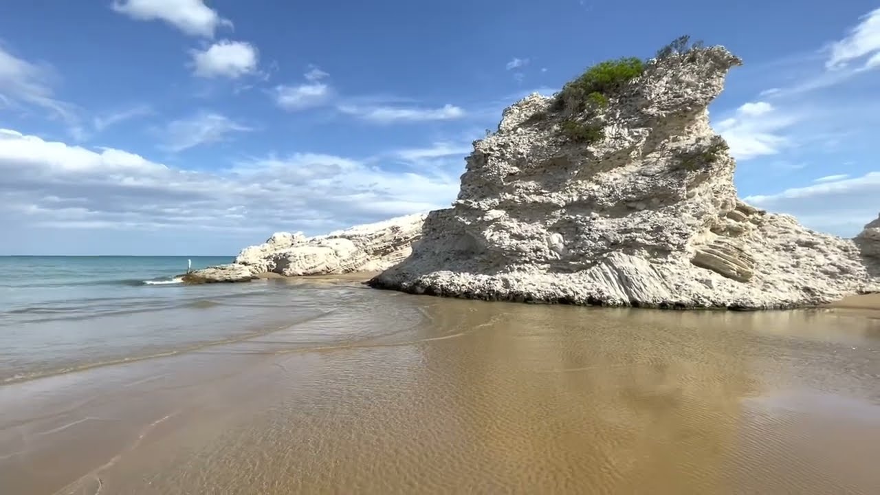 Italy Vieste Beach - Spiaggia di Castello