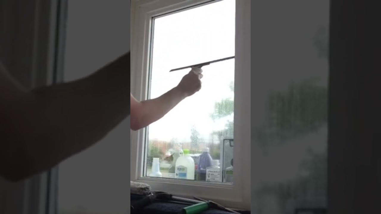 Fastest Squeegee Technique? - FASTER THAN SWIRL? #shorts #windowcleaning #squeegee