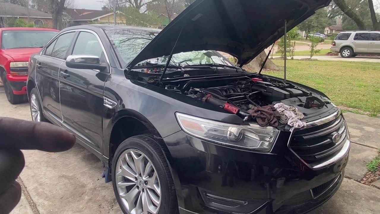 How to replace serpentine belt.... 2013 Ford Taurus 3.5L...como cambio la banda o Correa