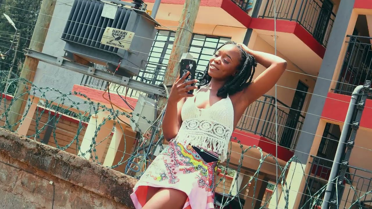 Lancy - Hold On (Official Video)