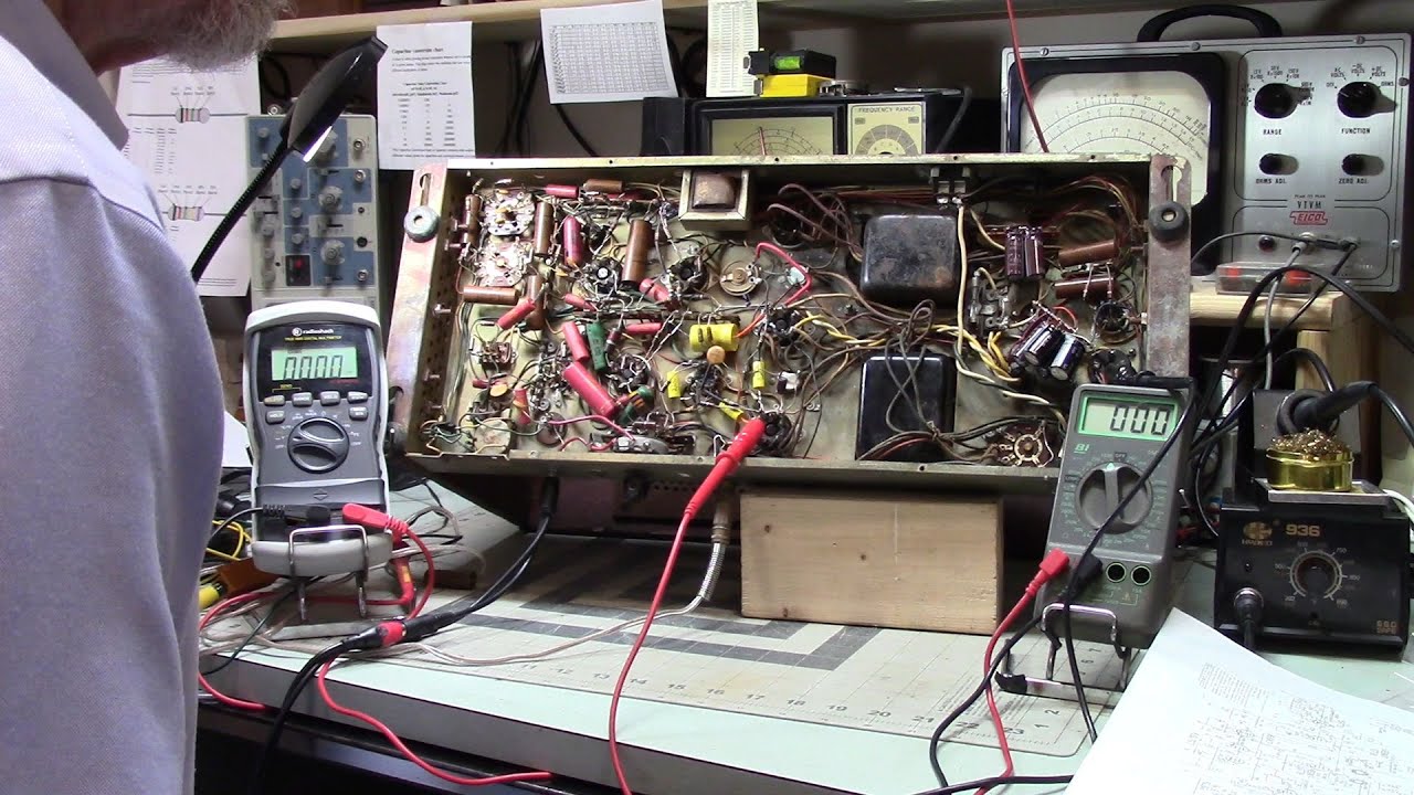 Seeburg High Fidelity Master Amplifier - HFMA1-L6  Part 1 of 2