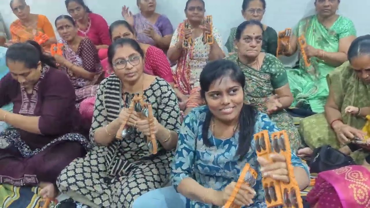 નયનાબેન મધુર સુર🌹મૈ હું વ્રજ કી છોરી હો કાના મોસે ખેલોના હોલી 🌹 અતિ સુંદર રશિયા🌹