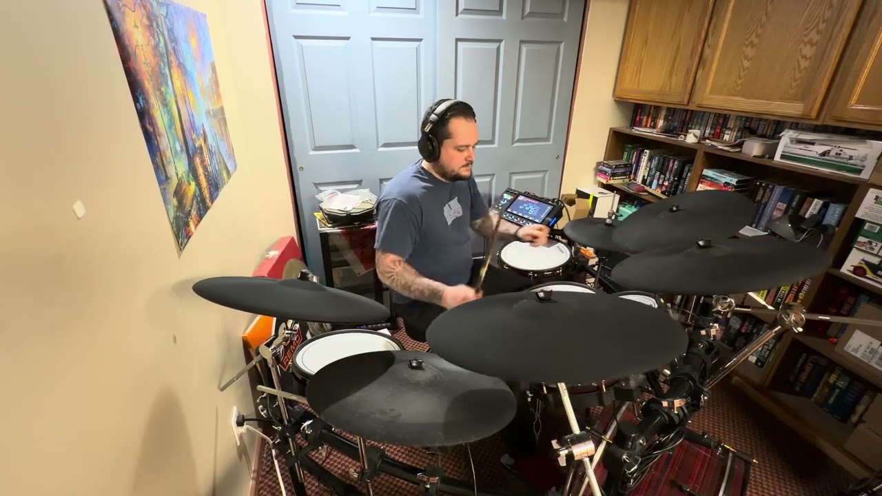It’s just what I like to do, Rock on! 🤘🏻 Alesis Strata Prime